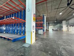 Bedok North Road (D16), Warehouse #465079101